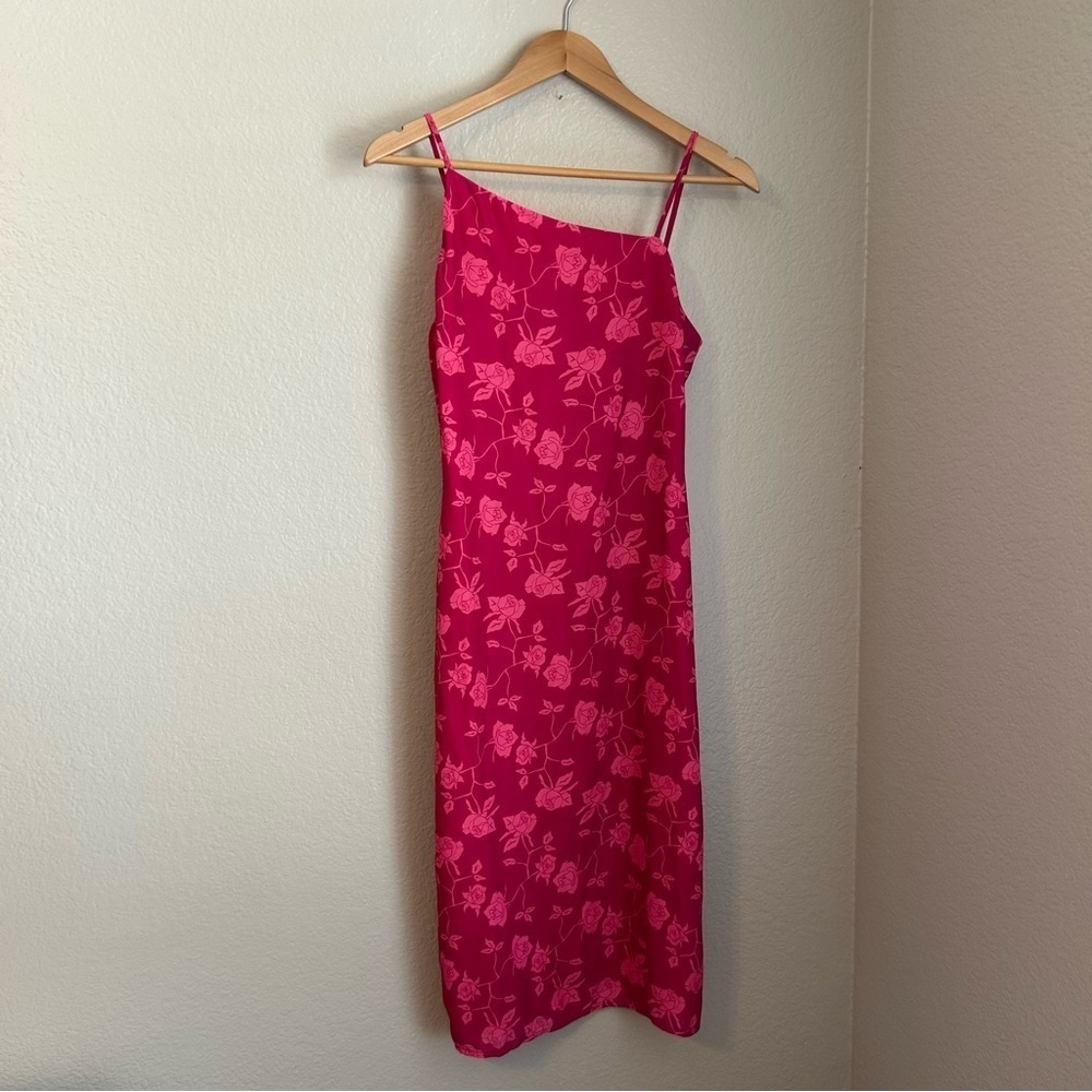 NWT, Shades of Rose Women’s Floral Phoenix Asymmetrical Neck Pink Midi Dress, S